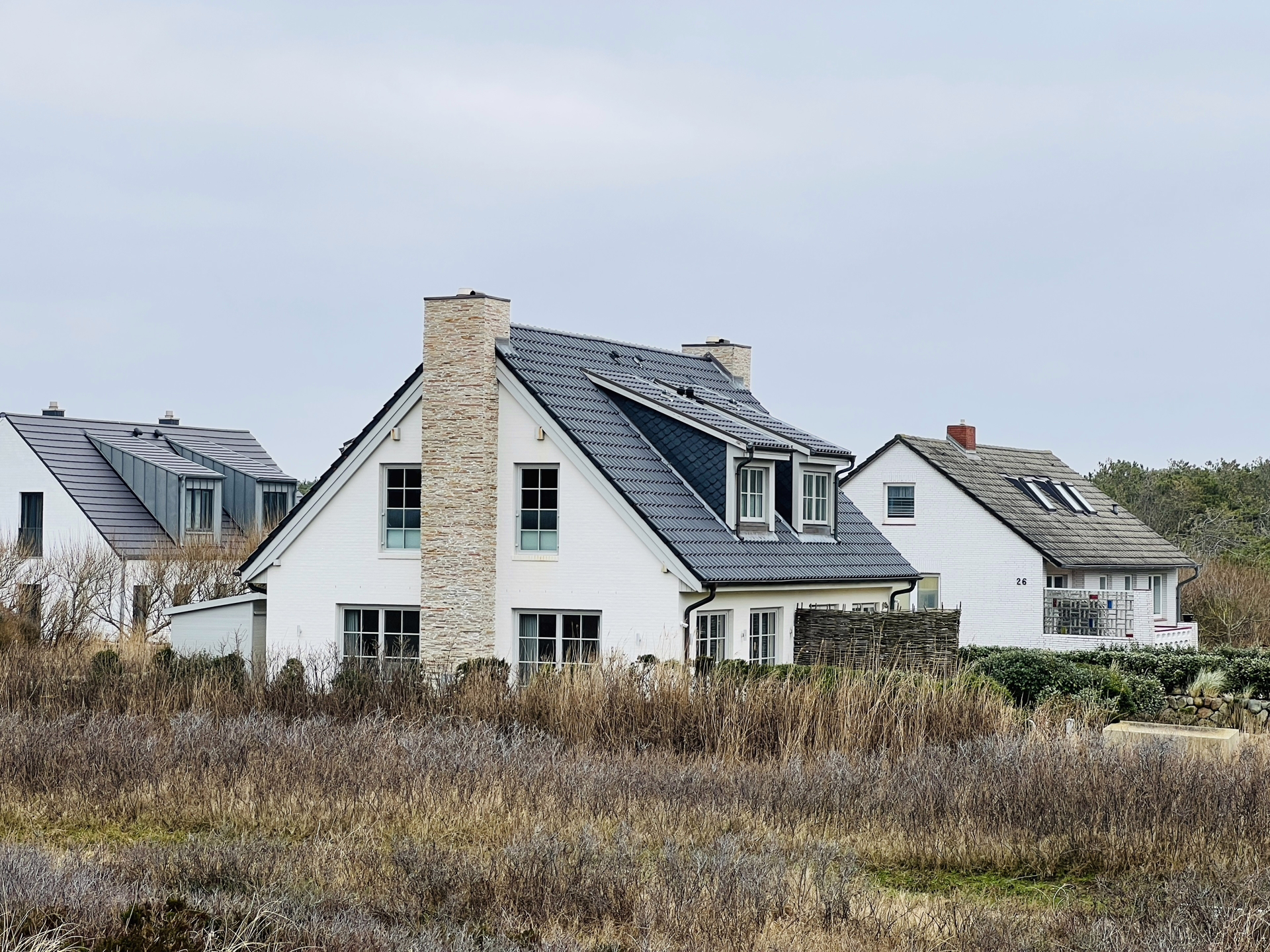 Bild - Moderne Haushälfte in 1. Reihe an den Rantumer Dünen (Dauerwohnraum)