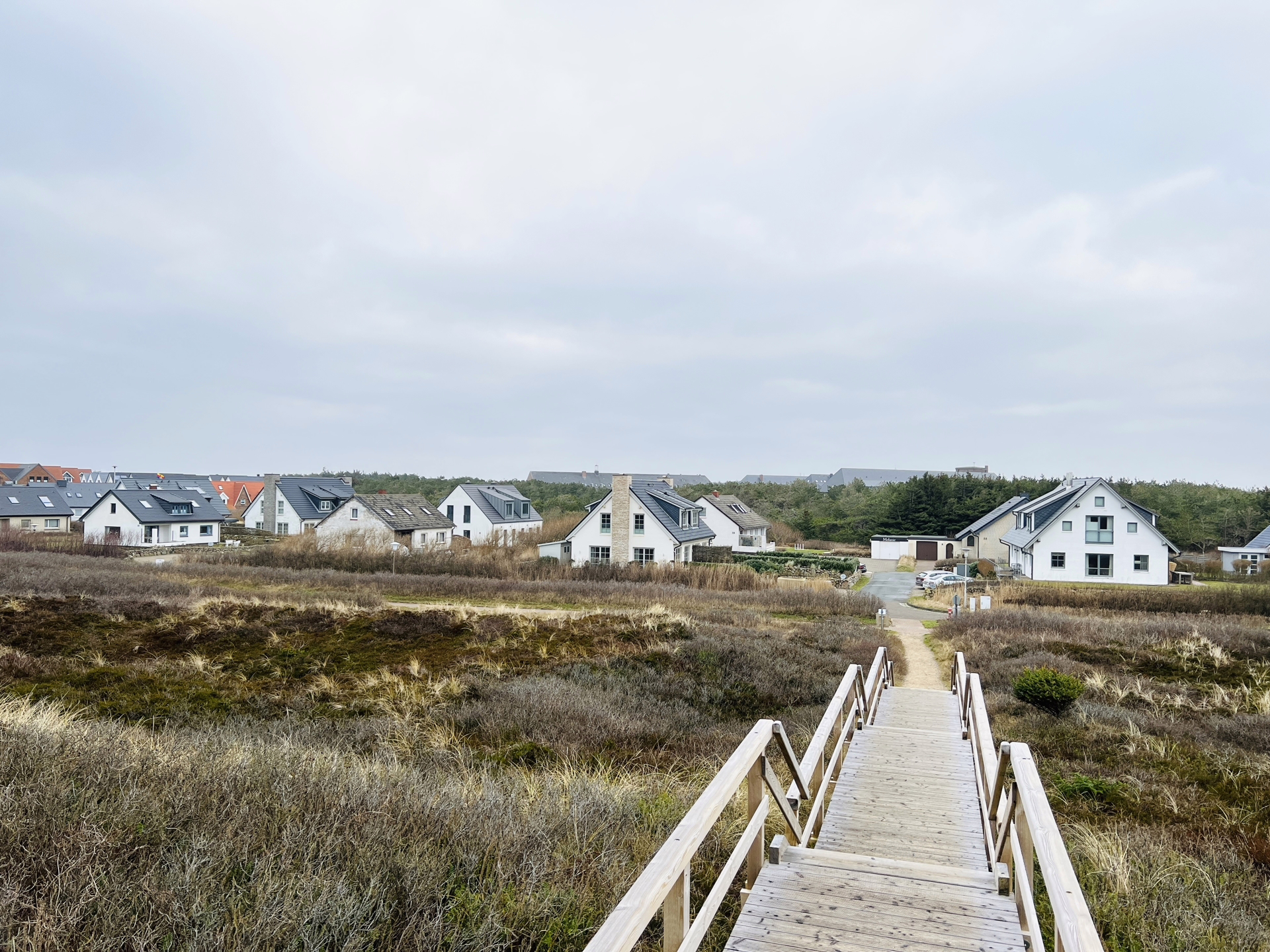Bild - Moderne Haushälfte in 1. Reihe an den Rantumer Dünen (Dauerwohnraum)
