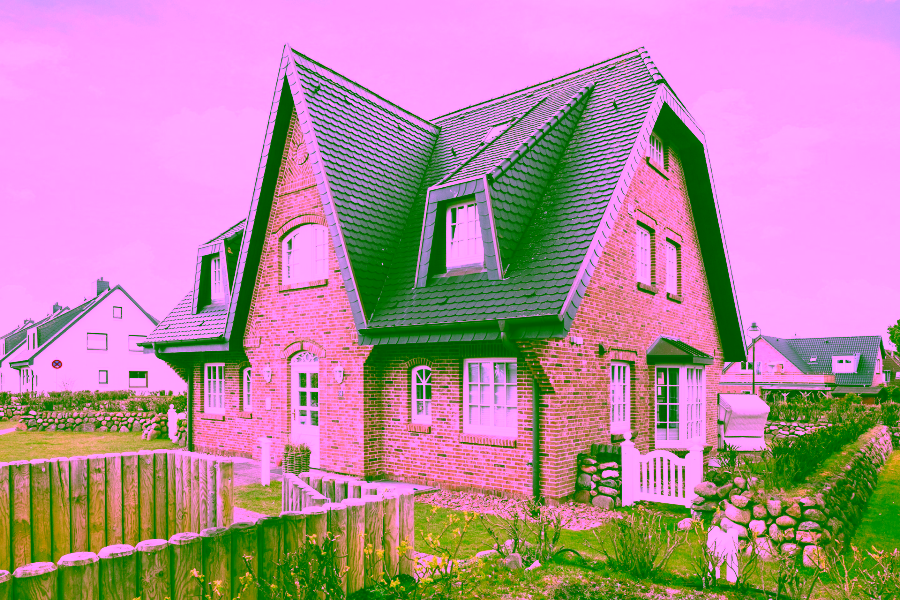 Titelbild - Aparte Obergeschosswohnung mit Kamin in toller Lage in Wenningstedt