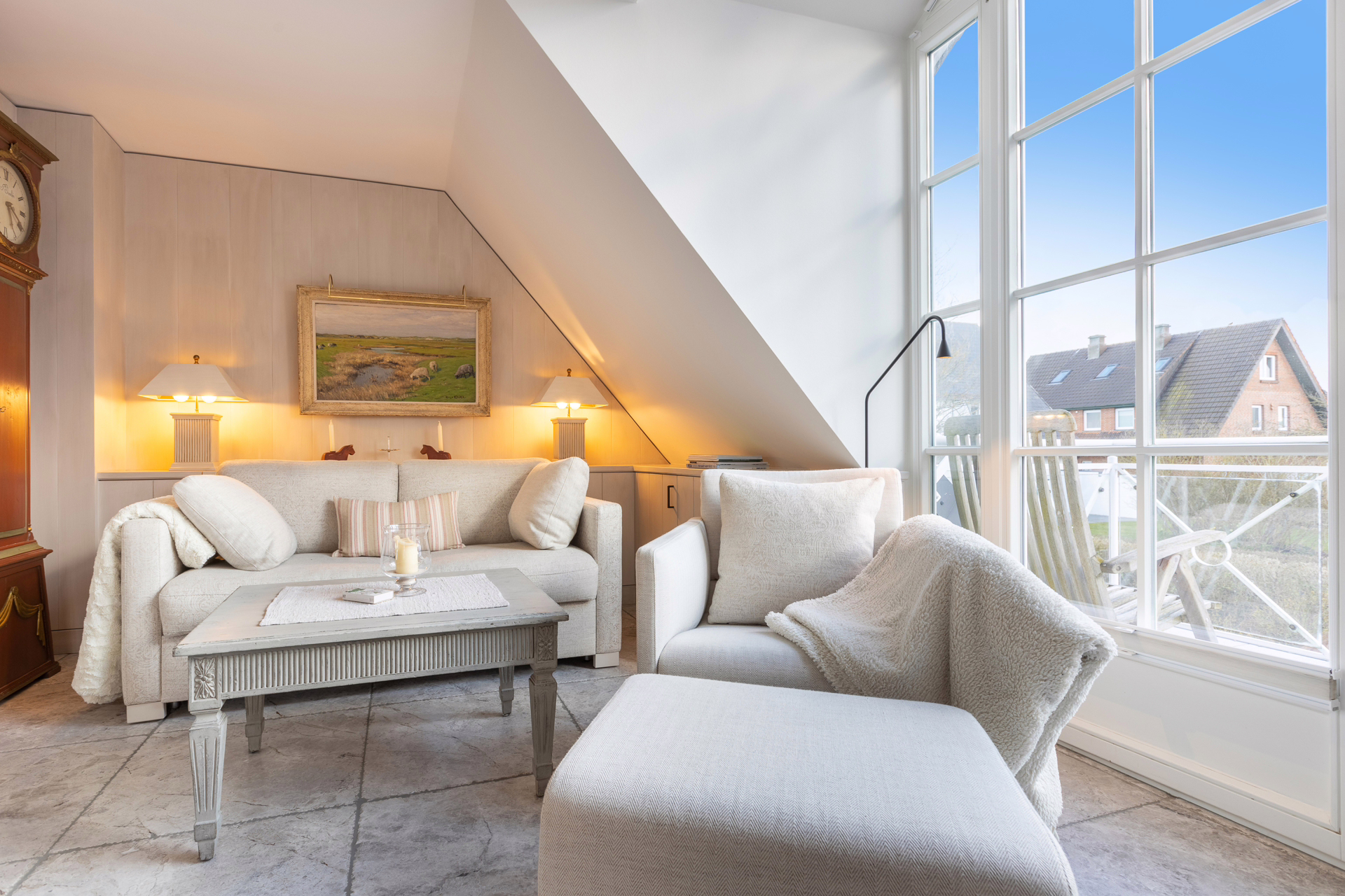 WLKS38-14 - Sehr hochwertige Dachgeschosswohnung mit Süd-Balkon in strandnaher Lage von Westerland