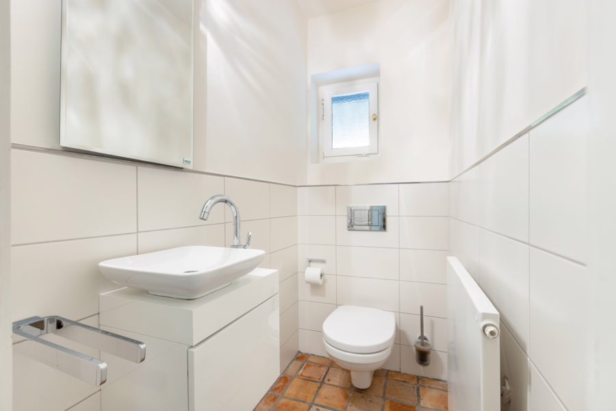 Bild - Mittelhausteil unter Reet im schönen Keitum