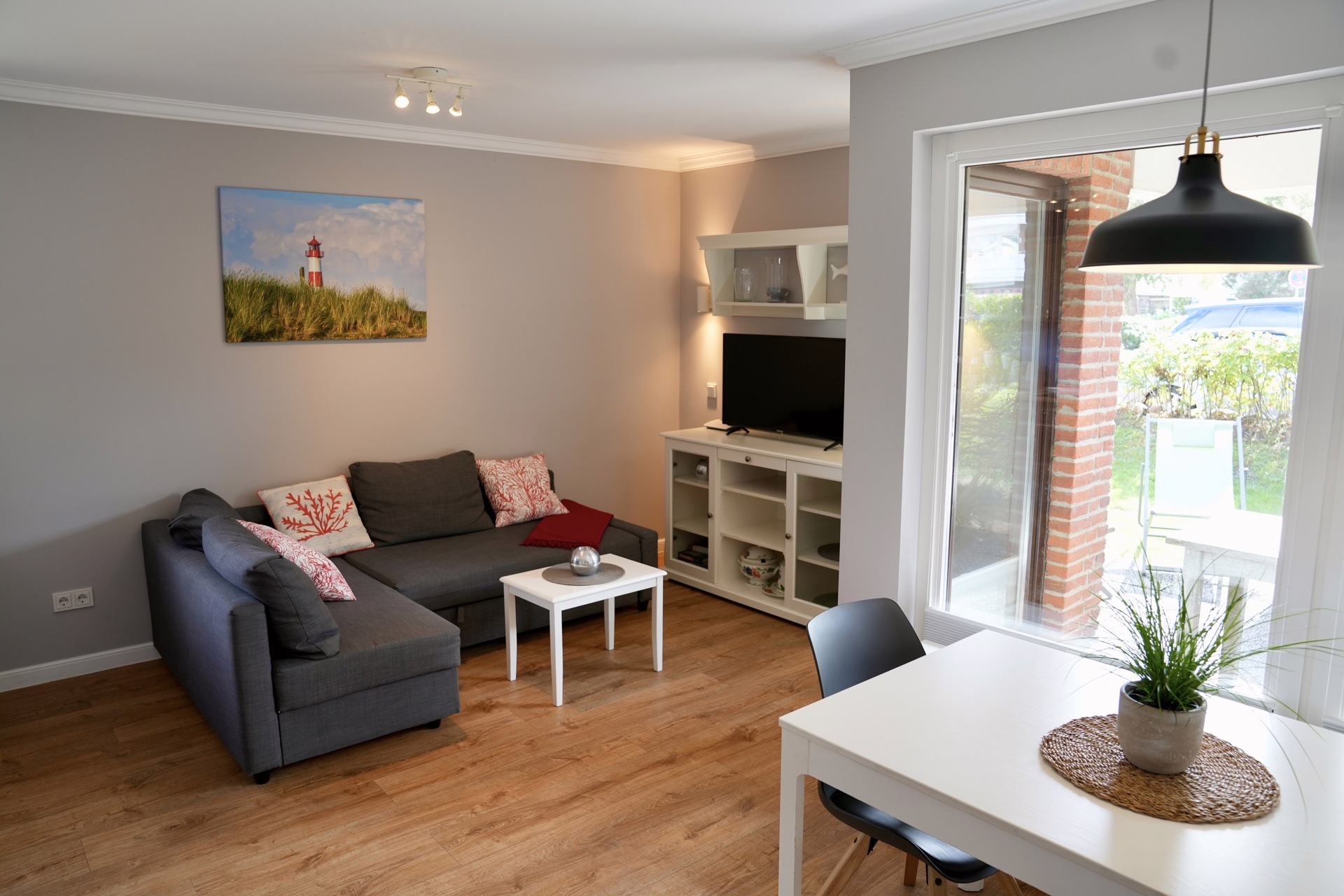 Modernes Zwei-Zimmer-Appartement am Wenningstedter Dorfteich - Bild (29675)