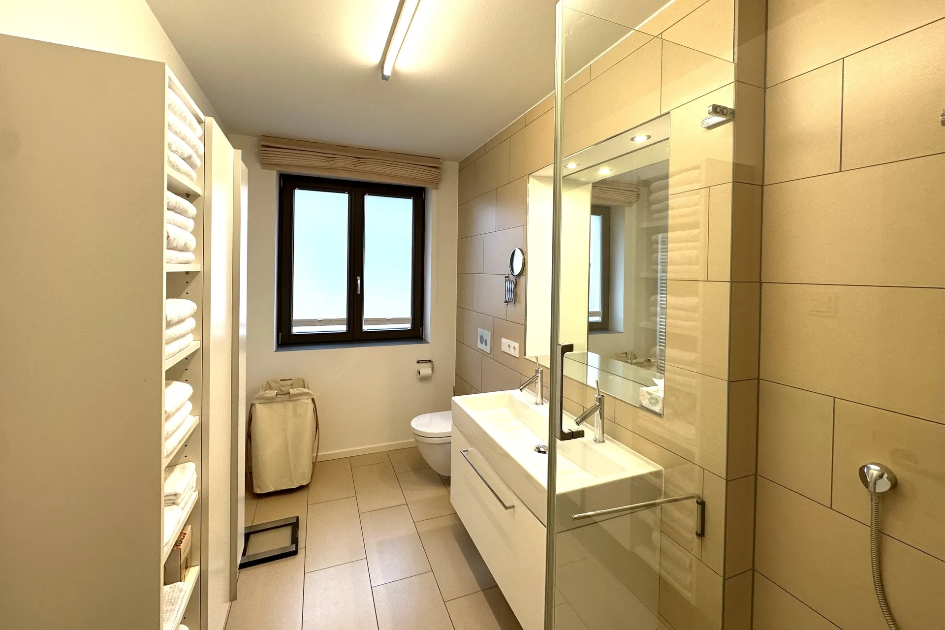 Bild - Sehr schöne 3 Zimmer-Wohnung in zentraler Lage von Wenningstedt in Dorfteichnähe