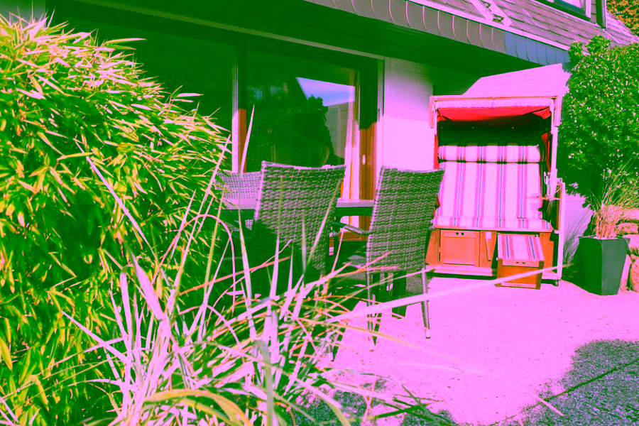 Bild - Moderne Haushälfte in Alt Westerland