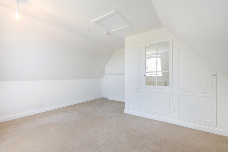 WLRW14-43 - Hochwertig sanierte Haushälfte auf einem schön eingewachsenen Grundstück von Tinnum