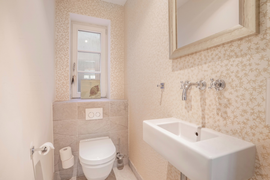 Bild - Haushälfte unter Reet in schöner Lage von Wenningstedt