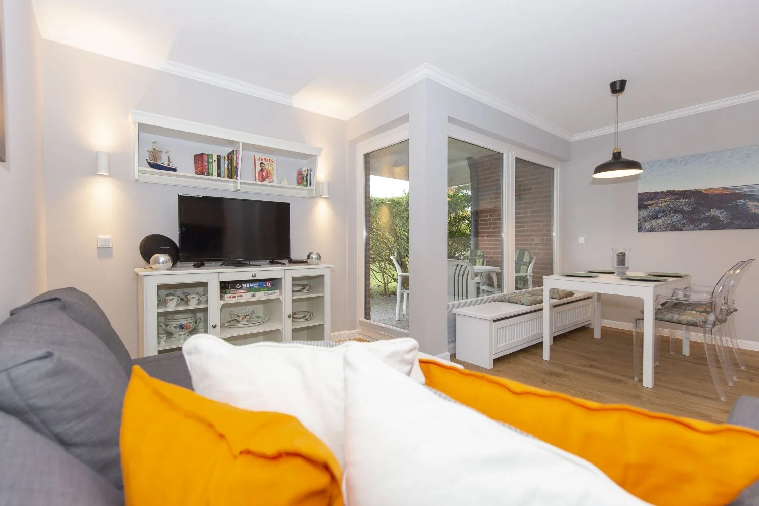 Bild - Modernes Zwei-Zimmer-Appartement am Wenningstedter Dorfteich