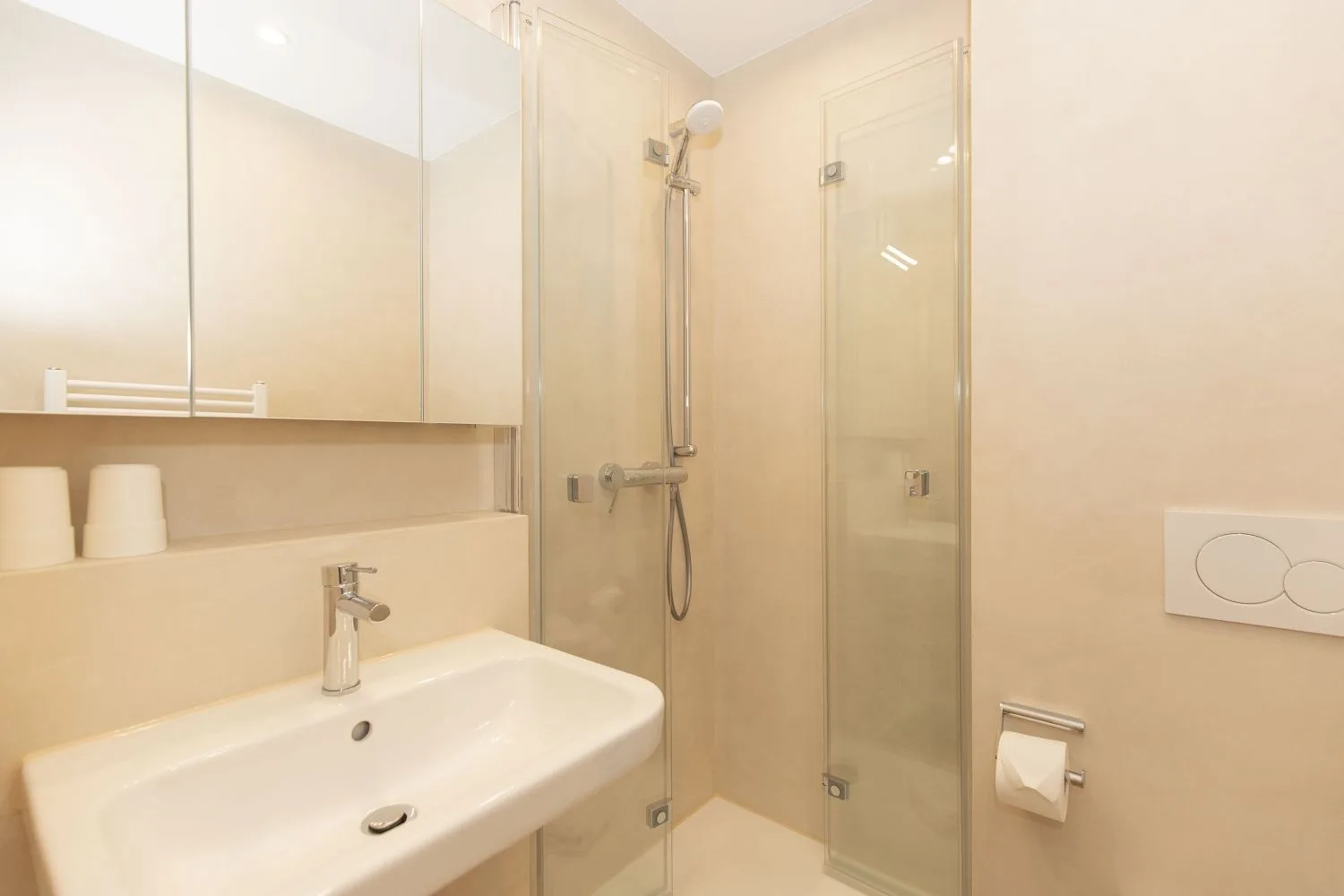 Bild - Modernes Zwei-Zimmer-Appartement am Wenningstedter Dorfteich