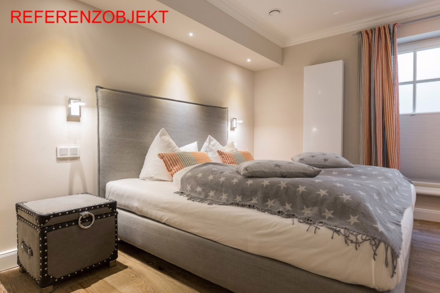 Referenzobjekt - Doppelhaushälften unter Reet in zentraler und wattnaher Lage von List