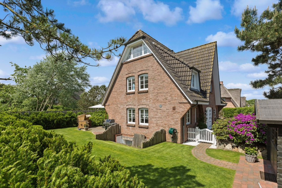 Bild - Luxuriöse Haushälfte in ruhiger Sackgassenlage nahe dem Wattenmeer