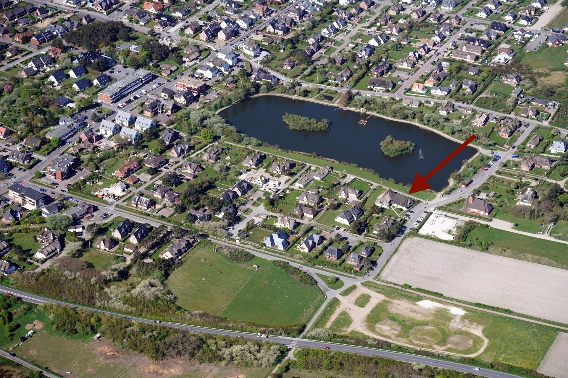 Bild - Schöne Erdgeschoss-Wohnung unter Reet mit Blick auf den Wenningstedter Dorfteich