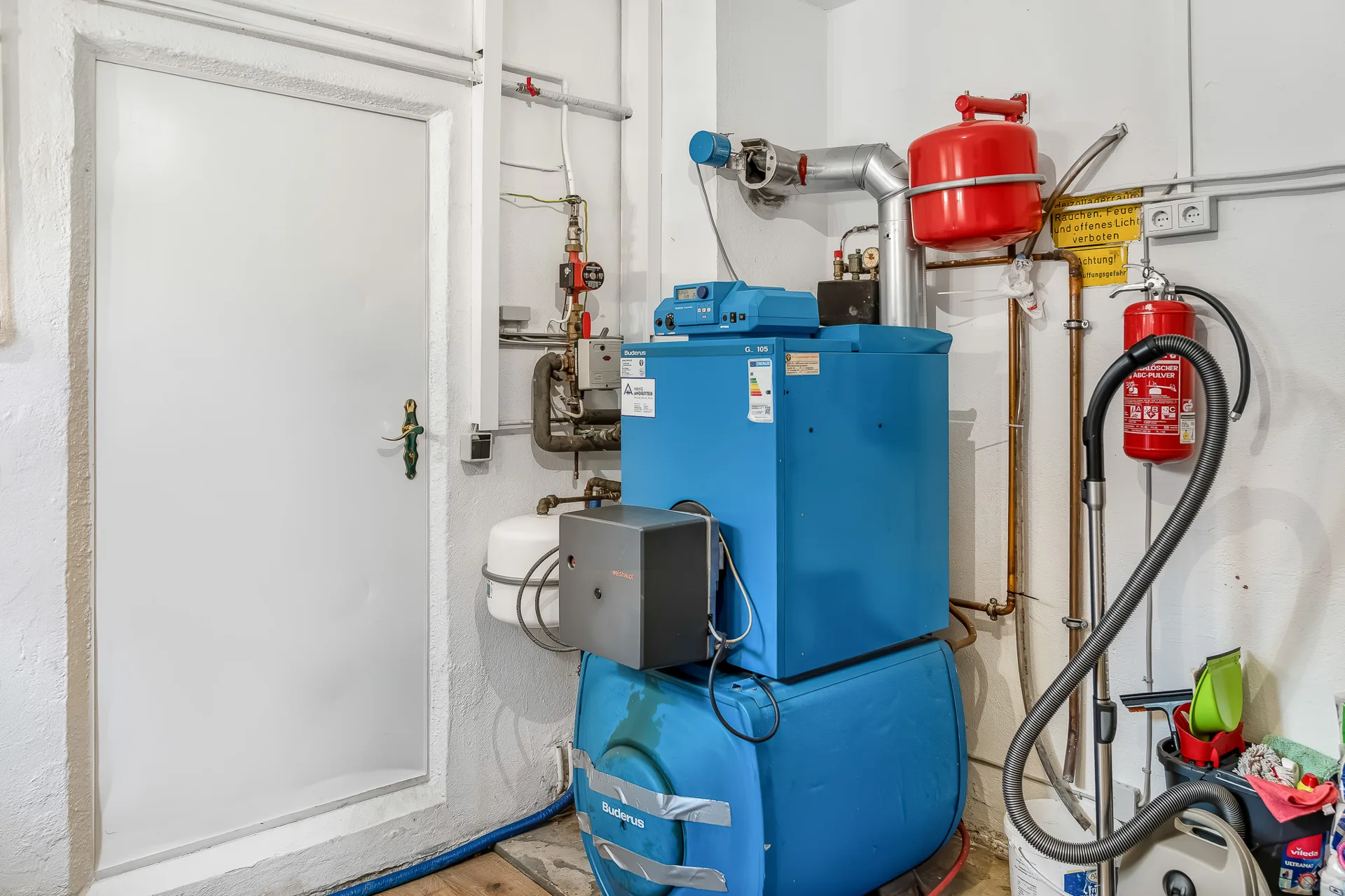 Bild - Besonderes Einzelhaus auf einer Ebene mit idyllischem Grundstück