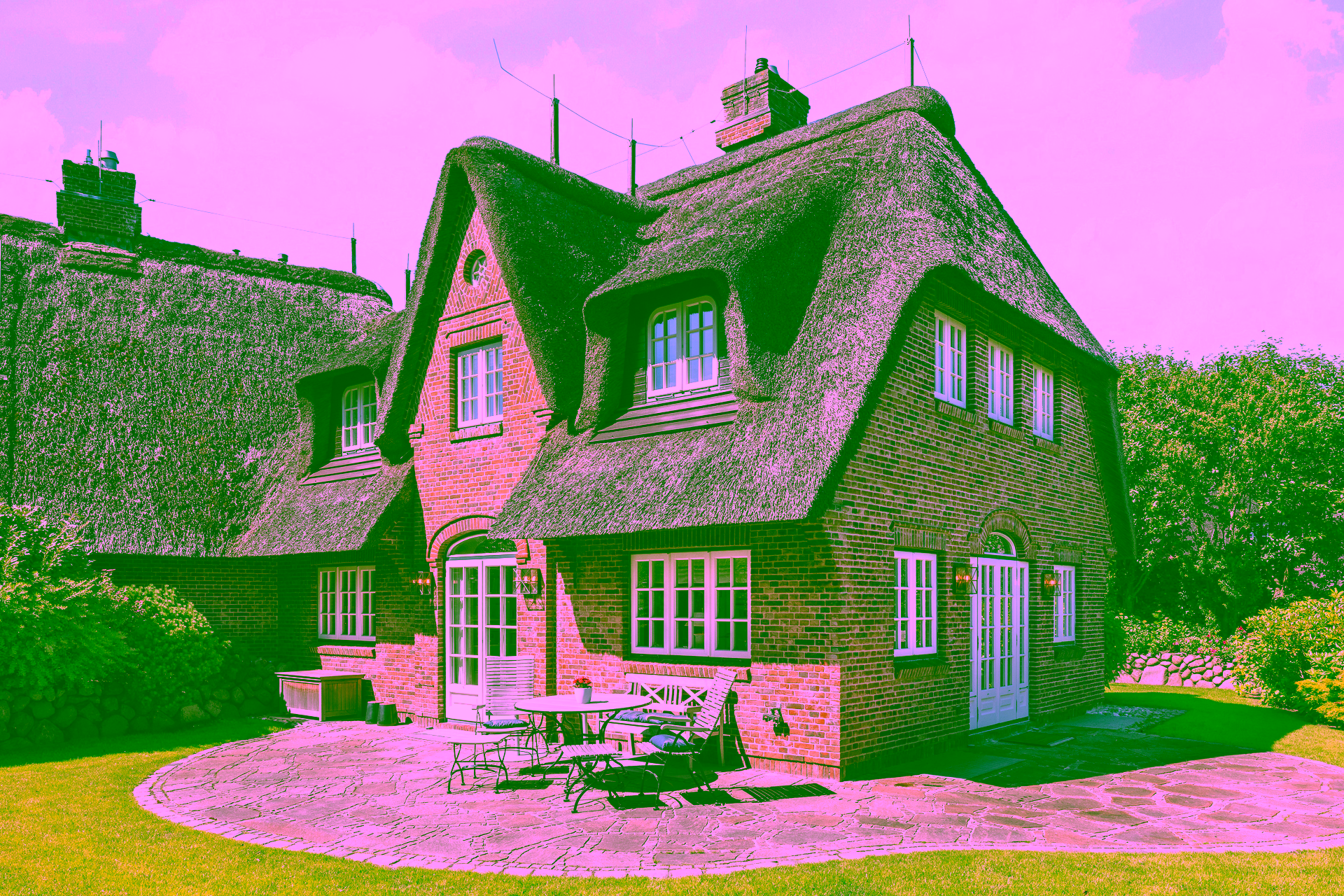 Großzügige Doppelhaushälfte unter Reet mit Einzelhauscharakter in Kampen - Bild (18174)