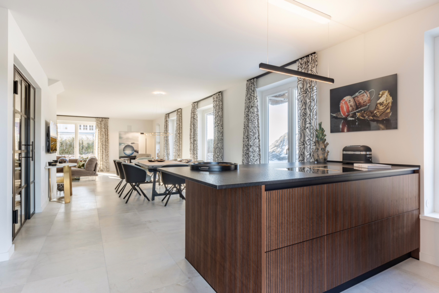 Bild - Neubau – Einzelhaus unter Reet direkt hinter dem Kliff mit Meerblick