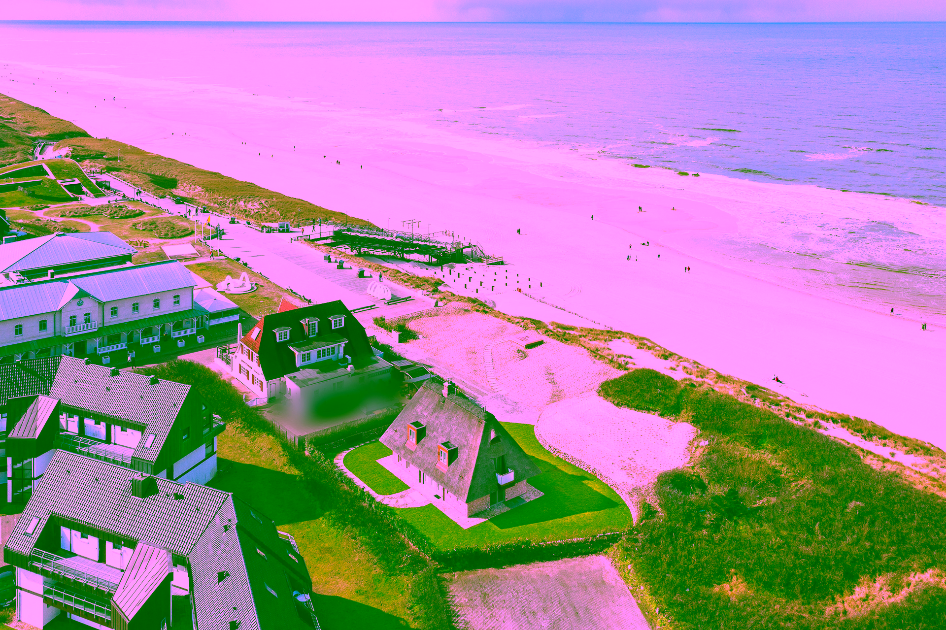 Neubau – Einzelhaus unter Reet direkt hinter dem Kliff mit Meerblick - Bild (17426)