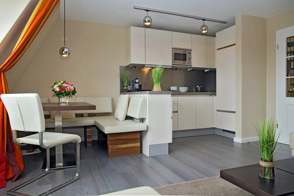 Bild - Modern geschnittene 3-Zimmer-Wohnung in strand- naher Lage von Westerland mit Tiefgaragenstellplatz