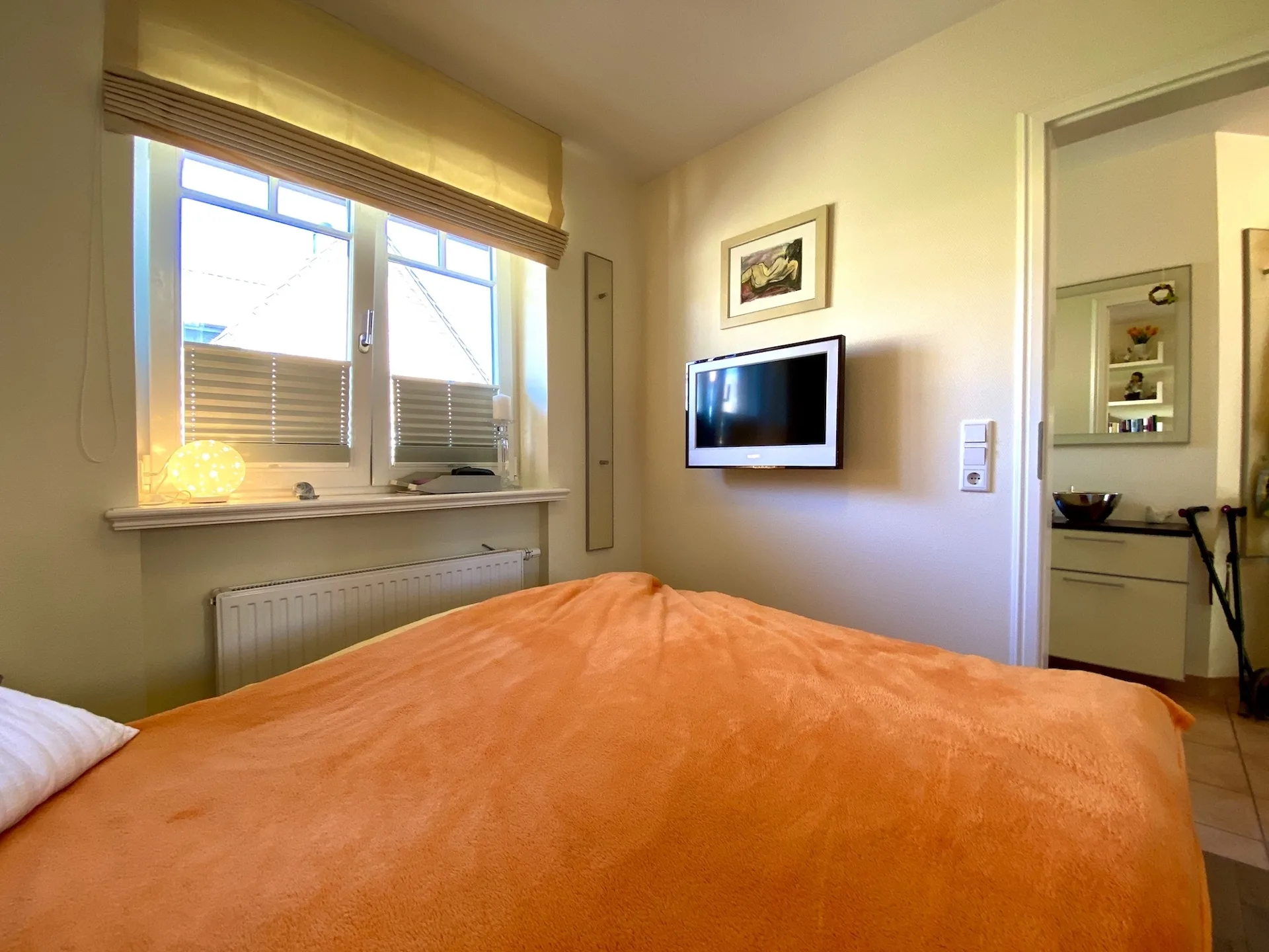 Bild - Erdgeschosswohnung mit Südterrasse und kleinem Gartengrundstück