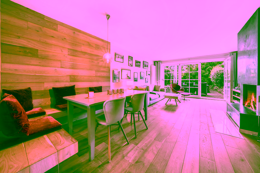 Bild - Schönes Hausteil unter Reet in Keitum