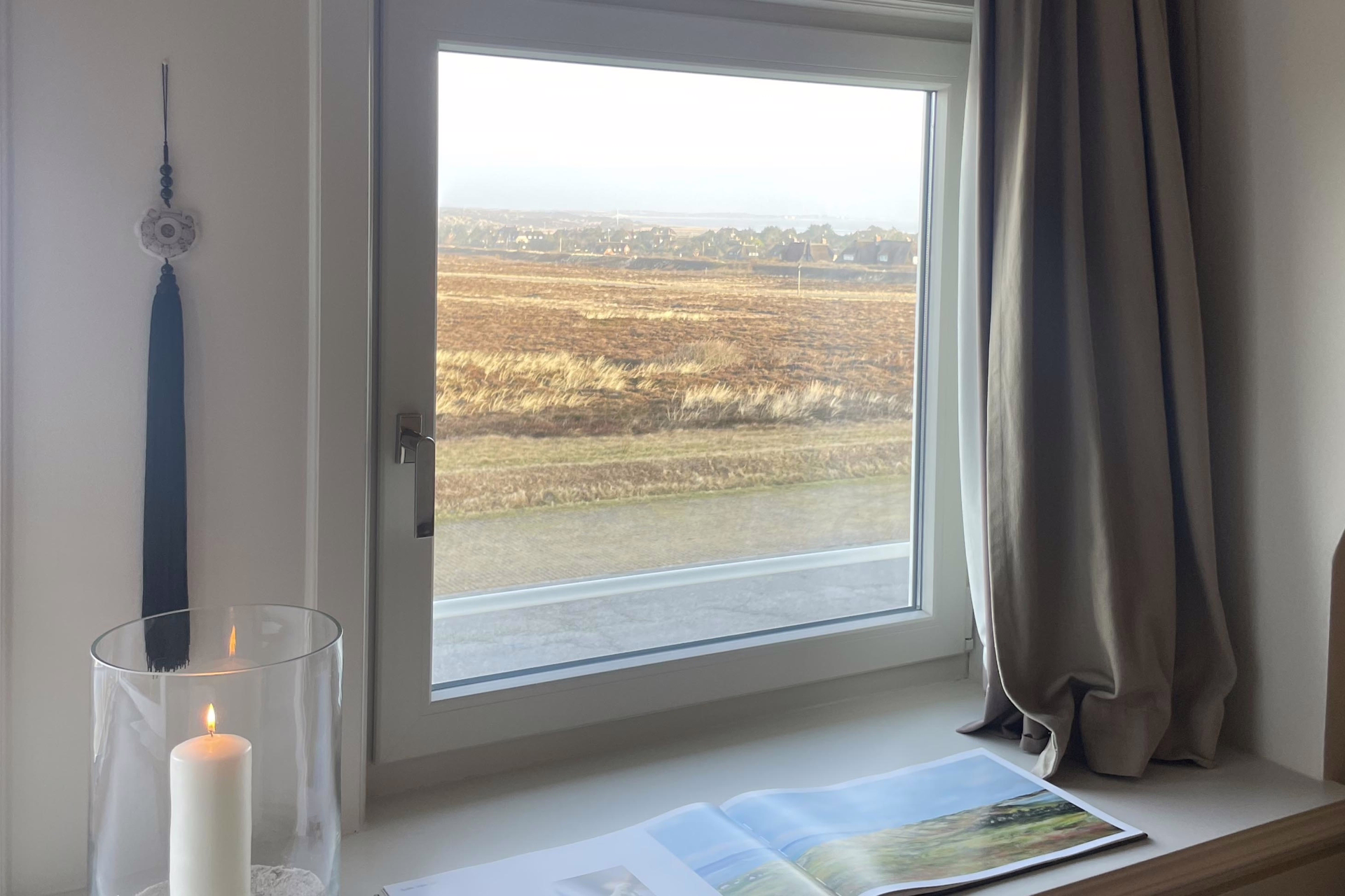 Bild - Tolles Appartement mit einmaligem Meer-und Heideblick in bester Lage von Kampen