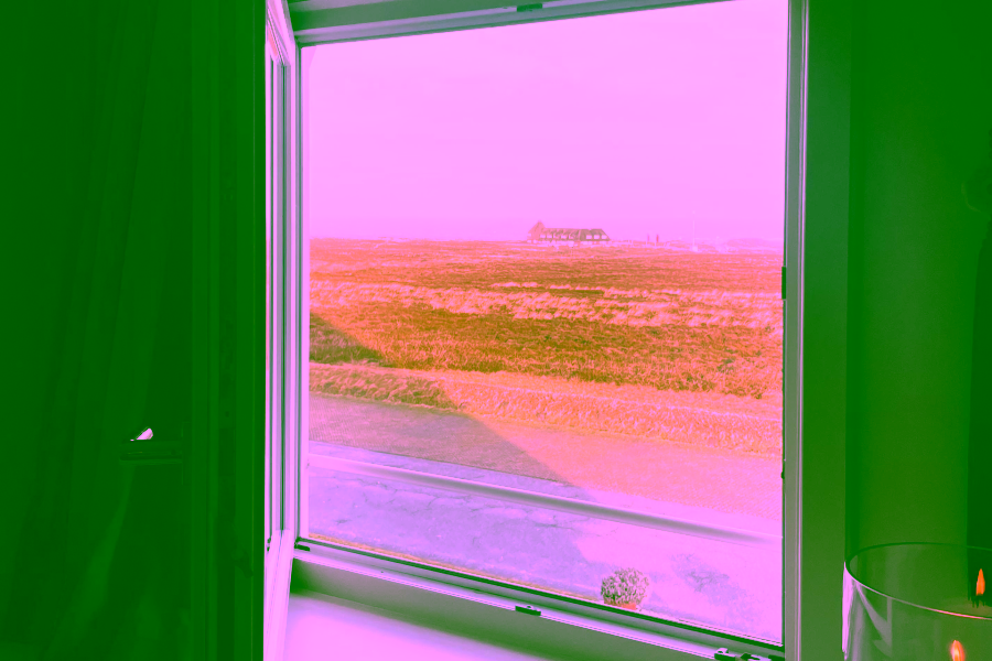 Bild - Tolles Appartement mit einmaligem Meer-und Heideblick in bester Lage von Kampen