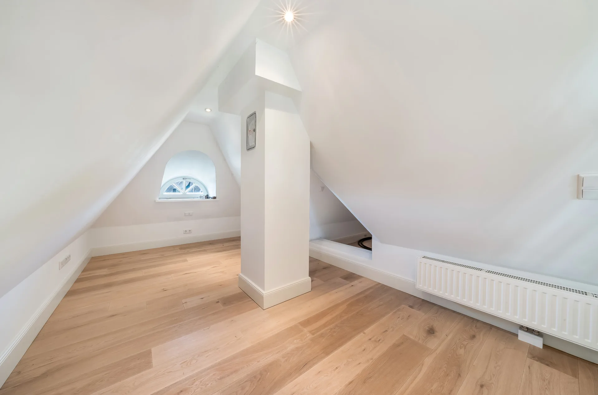 Bild - Einfamilienhaus unter Reet in toller Lage von List