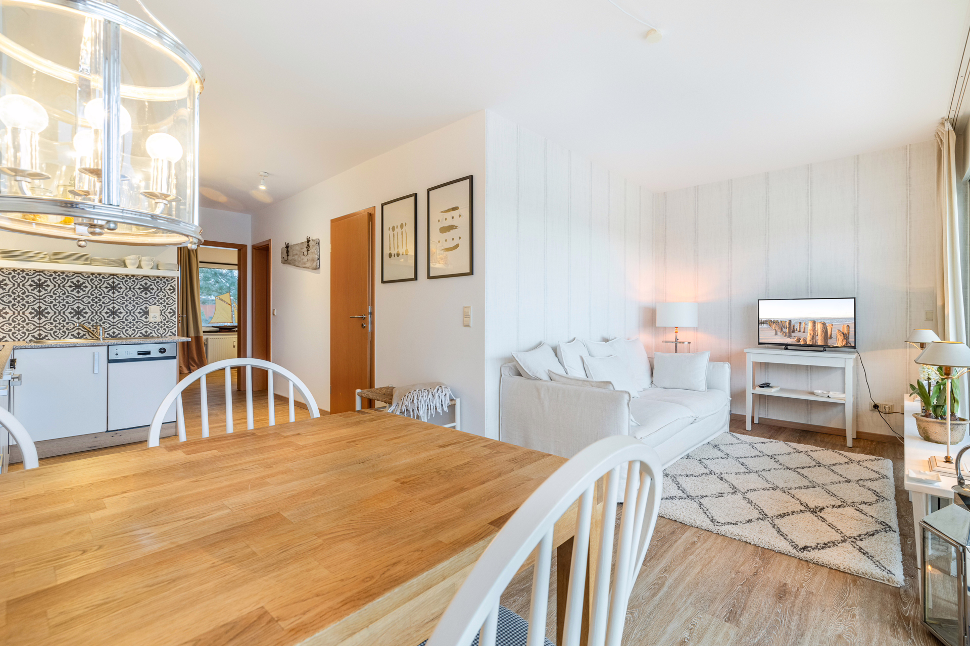 Bild - Schöne 3 Zimmer Erdgeschosswohnung mit herrlichem Blick über die Morsumer Wiesen