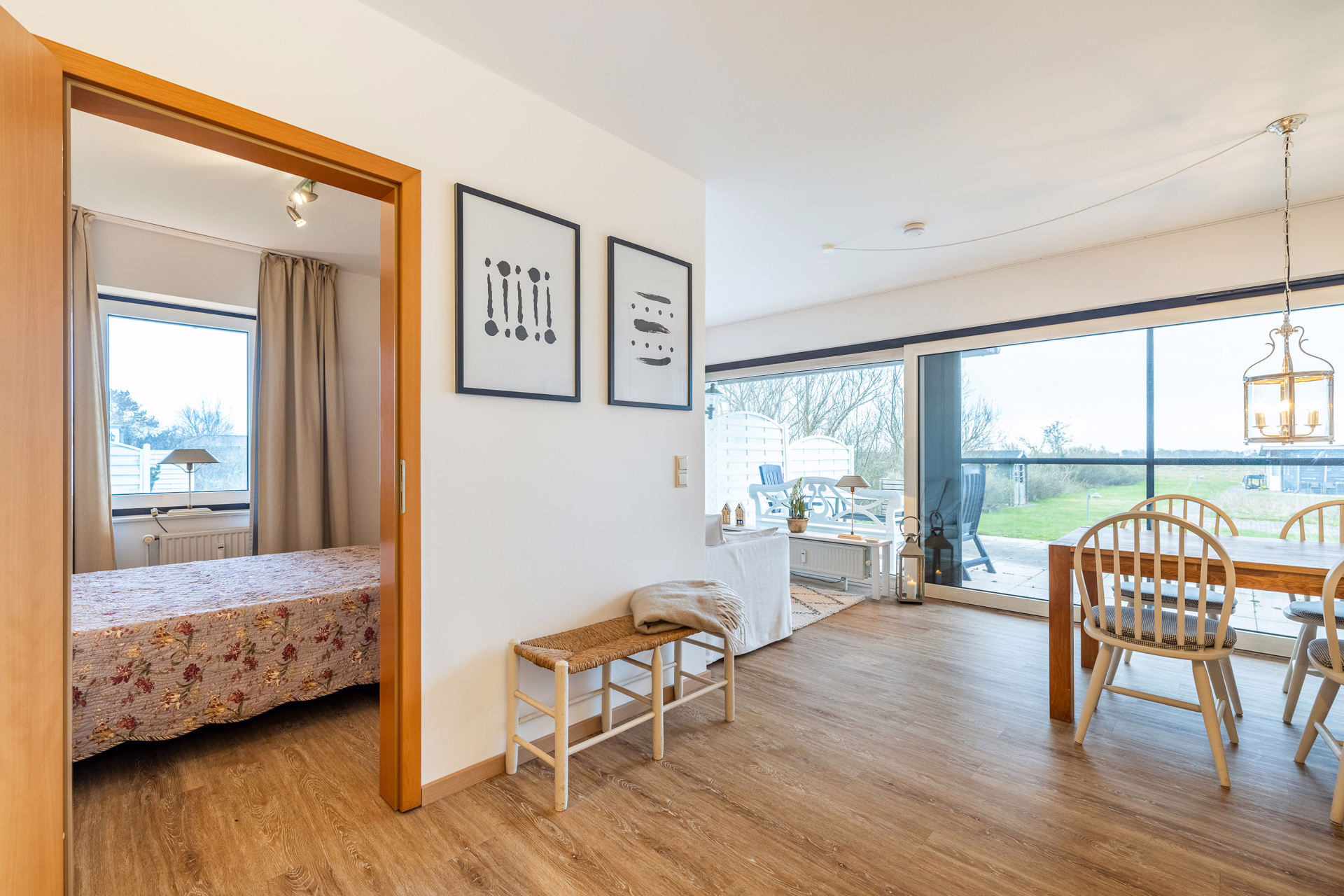 Bild - Schöne 3 Zimmer Erdgeschosswohnung mit herrlichem Blick über die Morsumer Wiesen