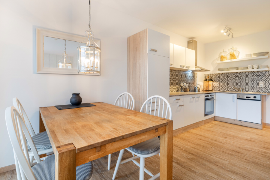 Bild - Schöne 3 Zimmer Erdgeschosswohnung mit herrlichem Blick über die Morsumer Wiesen