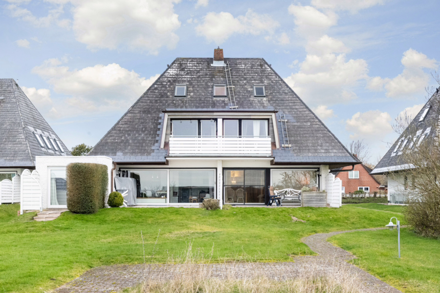 Bild - Schöne 3 Zimmer Erdgeschosswohnung mit herrlichem Blick über die Morsumer Wiesen