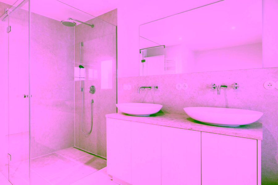 Bild - Großzügiges Neubau-Doppelhaus unter Reet in toller Lage von Wenningstedt