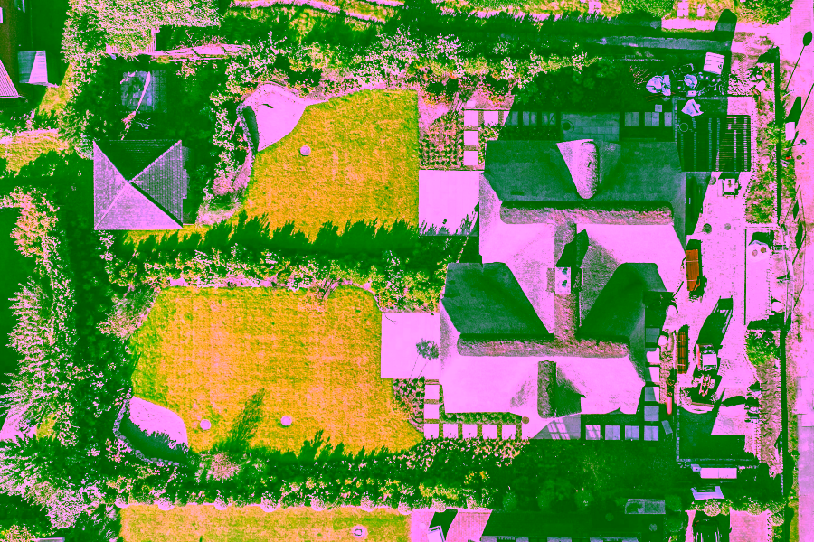 Bild - Großzügiges Neubau-Doppelhaus unter Reet in toller Lage von Wenningstedt