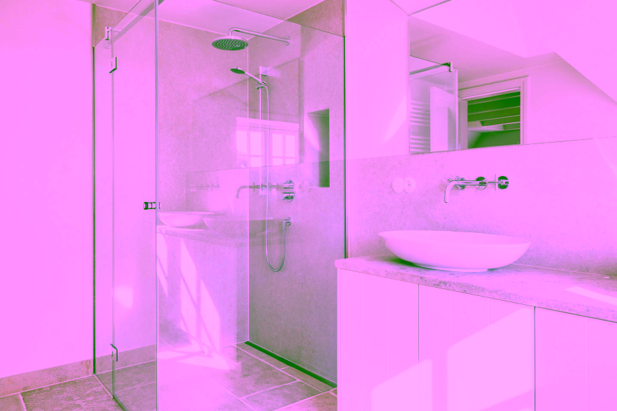 Bild - Großzügiges Neubau-Doppelhaus unter Reet in toller Lage von Wenningstedt