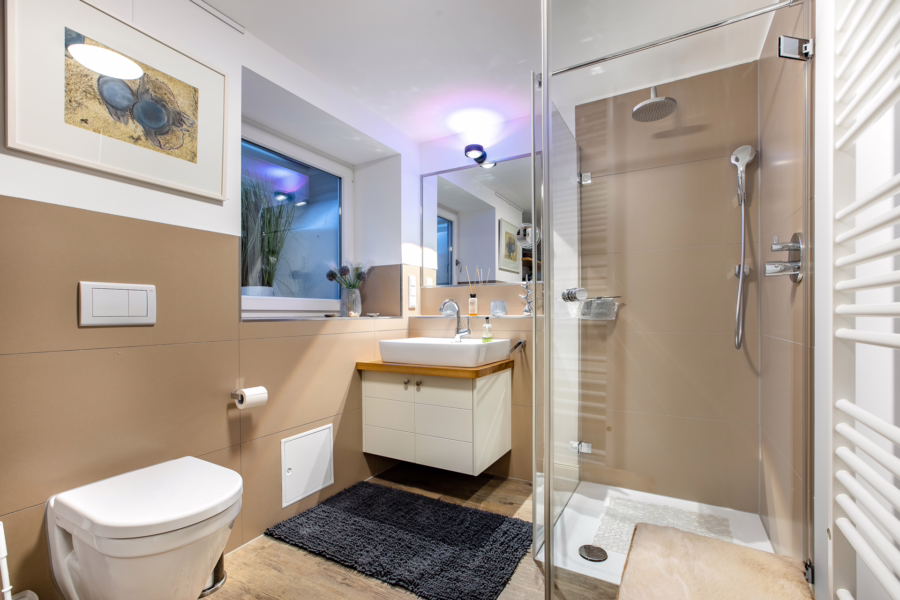 Bild - Neuwertige Doppelhaushälfte in stadt- und strandnaher Lage -Dauerwohnung-