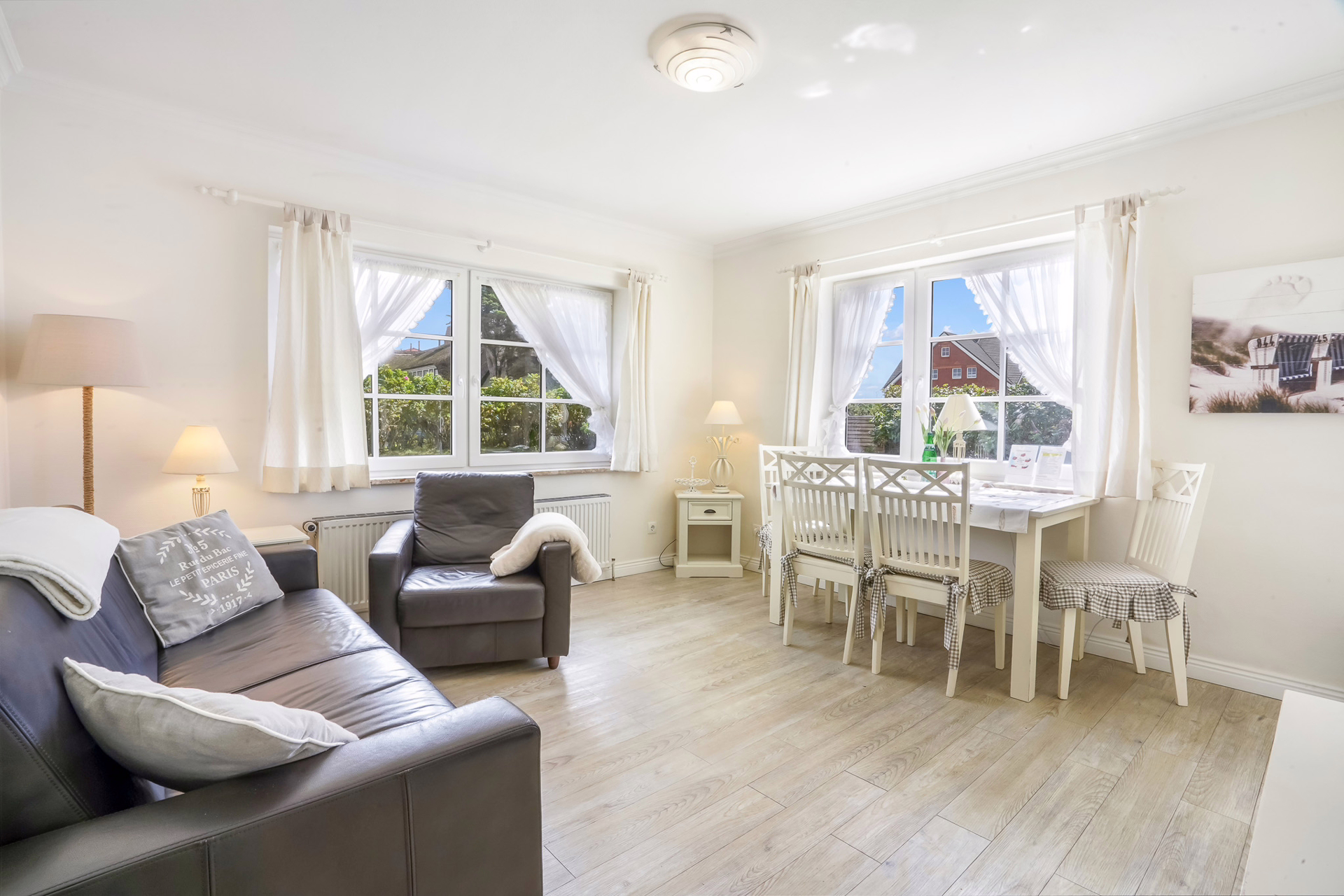 Reetgedecktes Mehrfamilienhaus in Strandnaher Lage - Bild (29316)