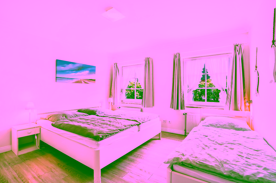 Bild - Reetgedecktes Mehrfamilienhaus in Strandnaher Lage