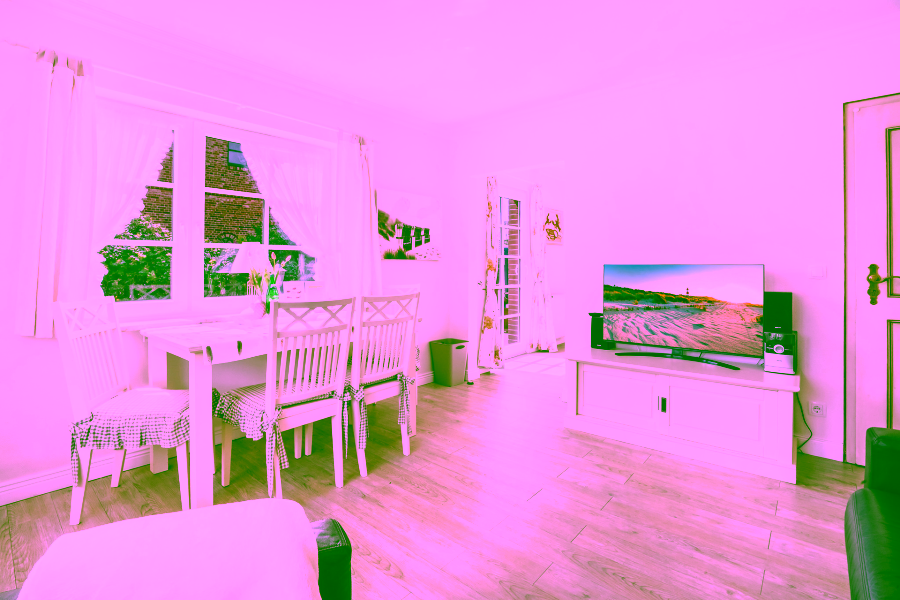 Bild - Reetgedecktes Mehrfamilienhaus in Strandnaher Lage