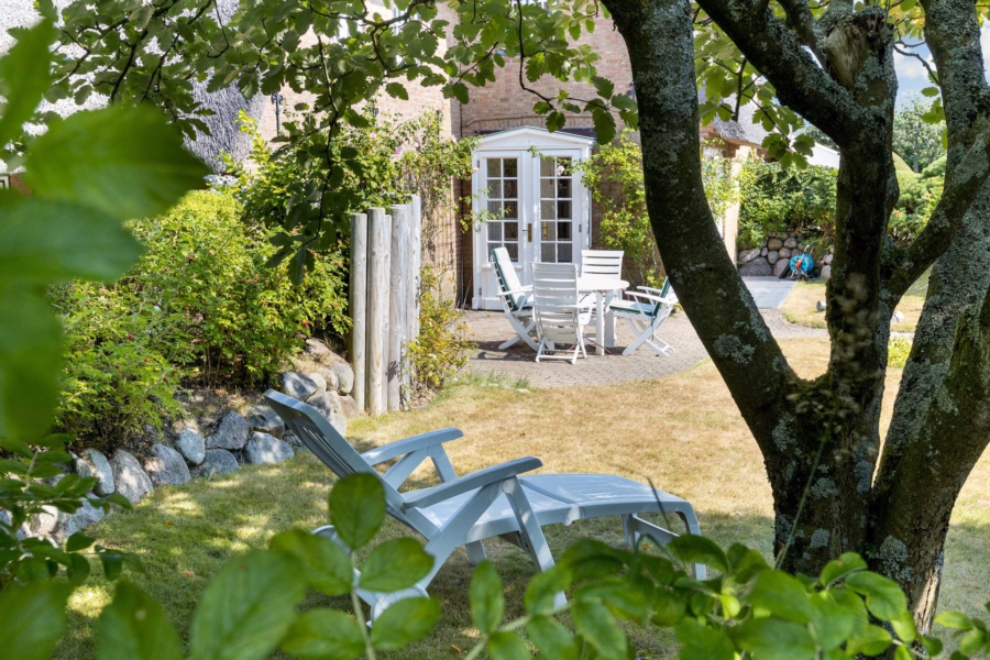 Bild - Schönes Friesenhausteil unter Reet in ruhiger Lage von Kampen