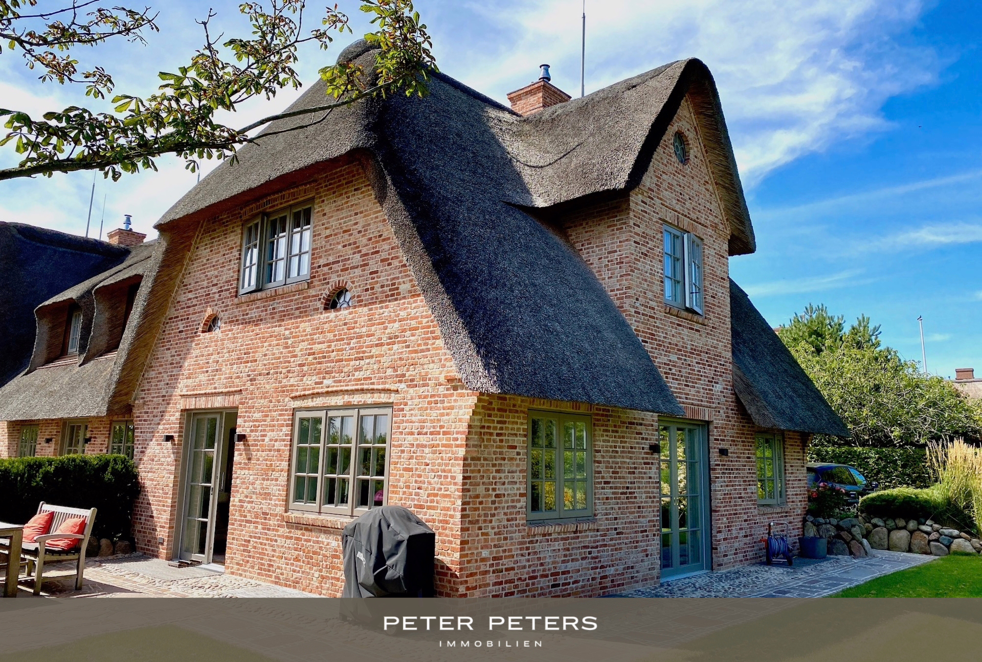 Neuwertiges Endhausteil unter Reet in sehr ruhiger Lage an den Salzwiesen, 25980 Sylt, Reihenhaus