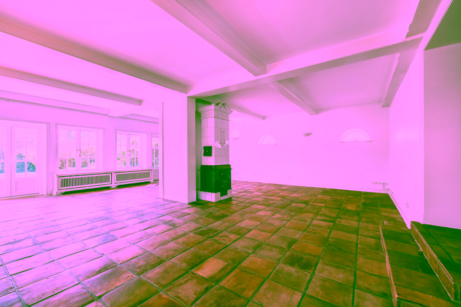 Bild - Reetgedecktes Reihenendhaus in einem wieder errichteten Friesenhof