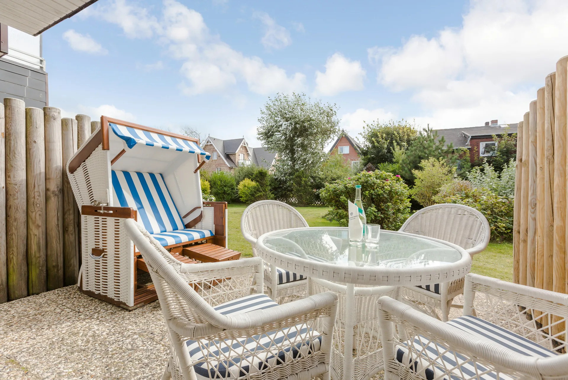 Bild - Charmante Erdgeschosswohnung zwischen Weststrand und Dorfteich mit sonniger Terrasse
