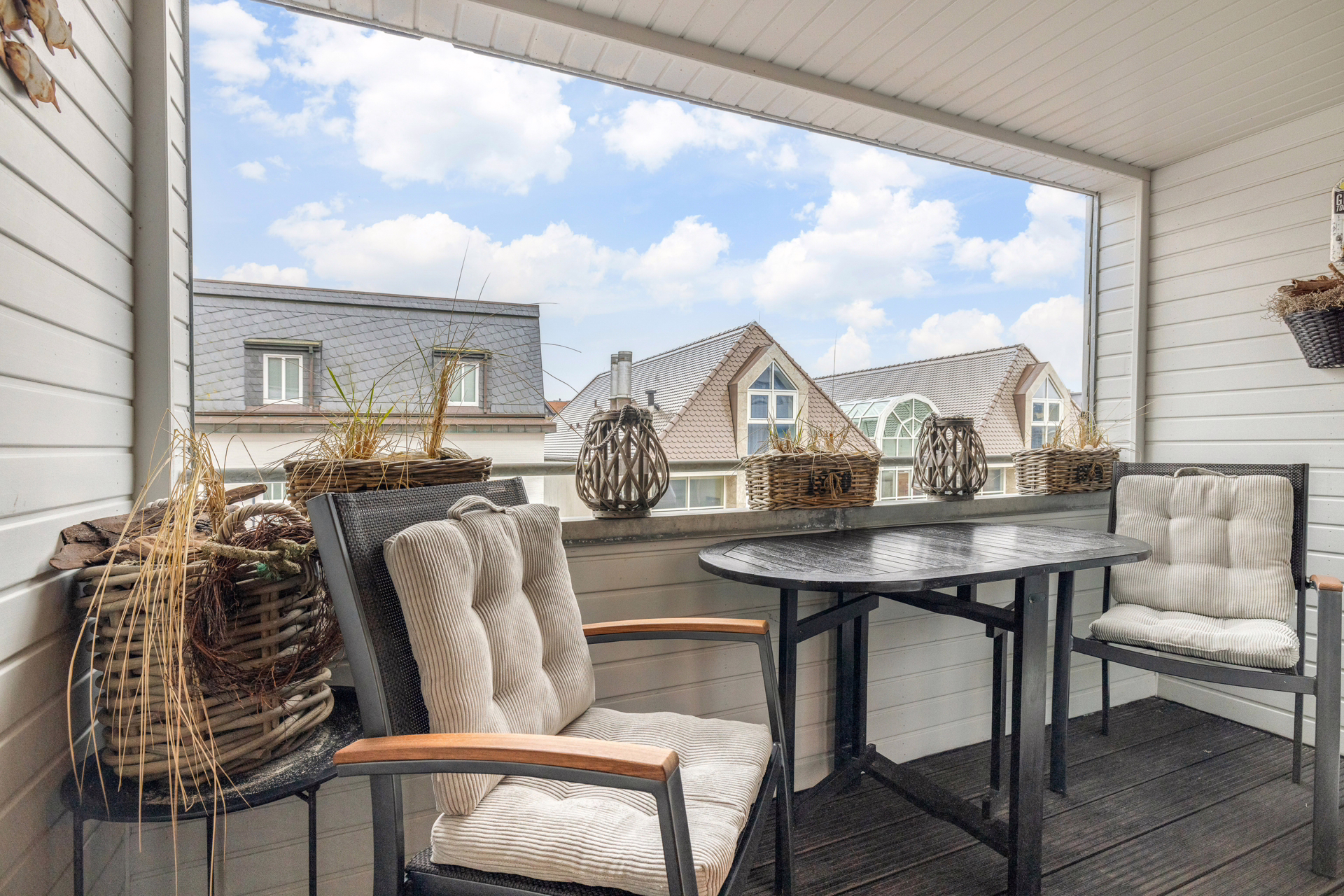 Bild - Stilvolle Dachgeschoss Wohnung mit Balkon