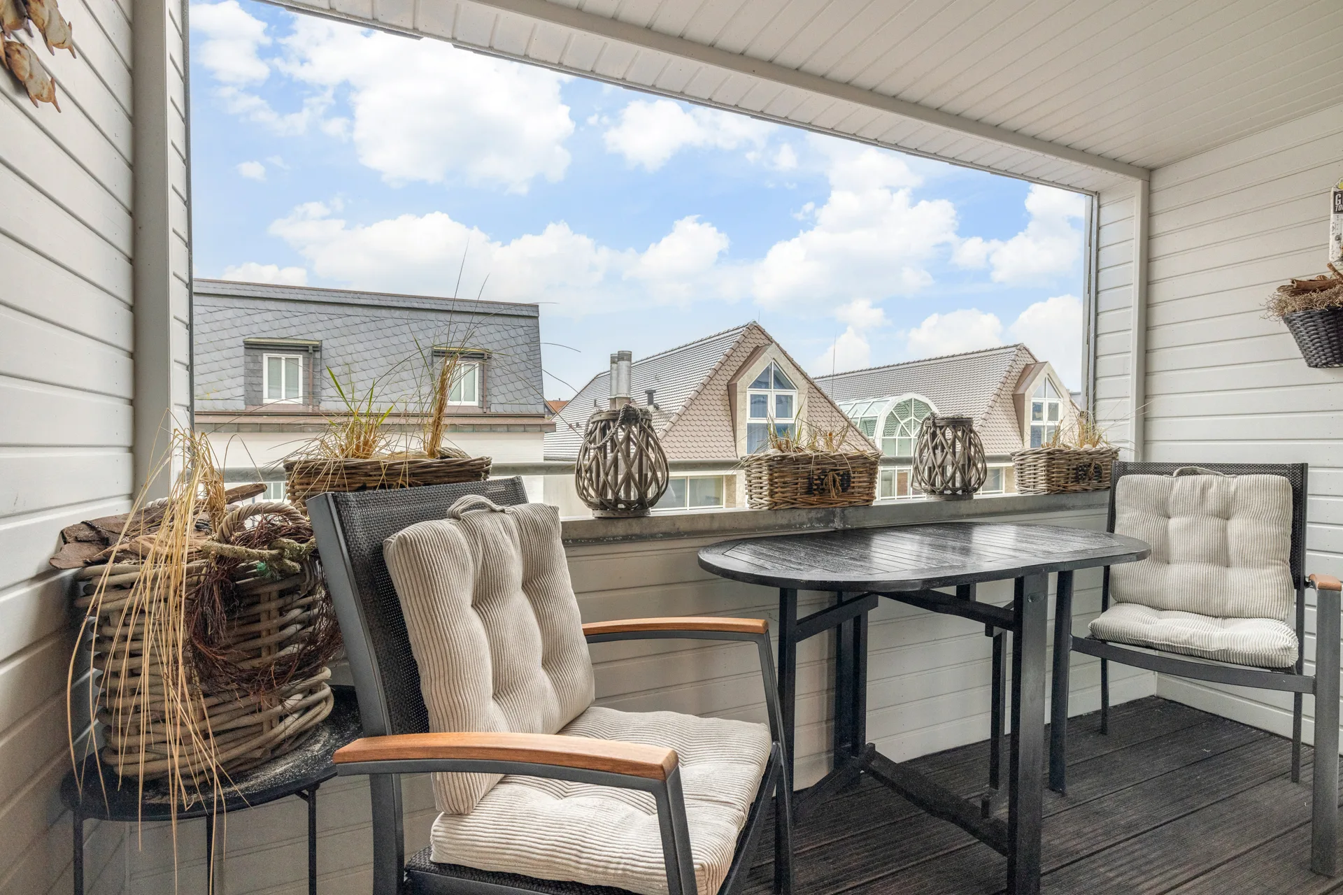 Bild - Stilvolle Dachgeschoss Wohnung mit Balkon