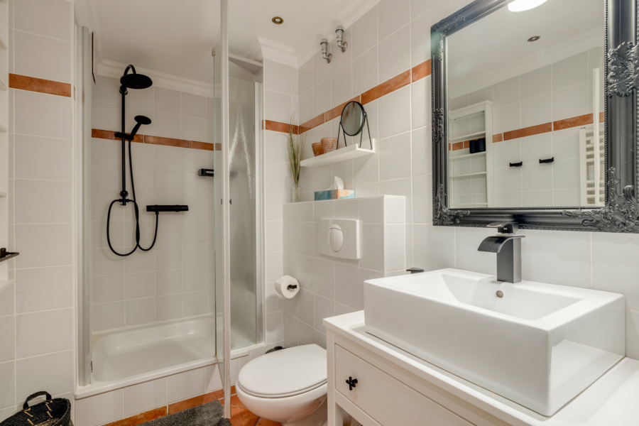 Bild - Stilvolle Dachgeschoss Wohnung mit Balkon