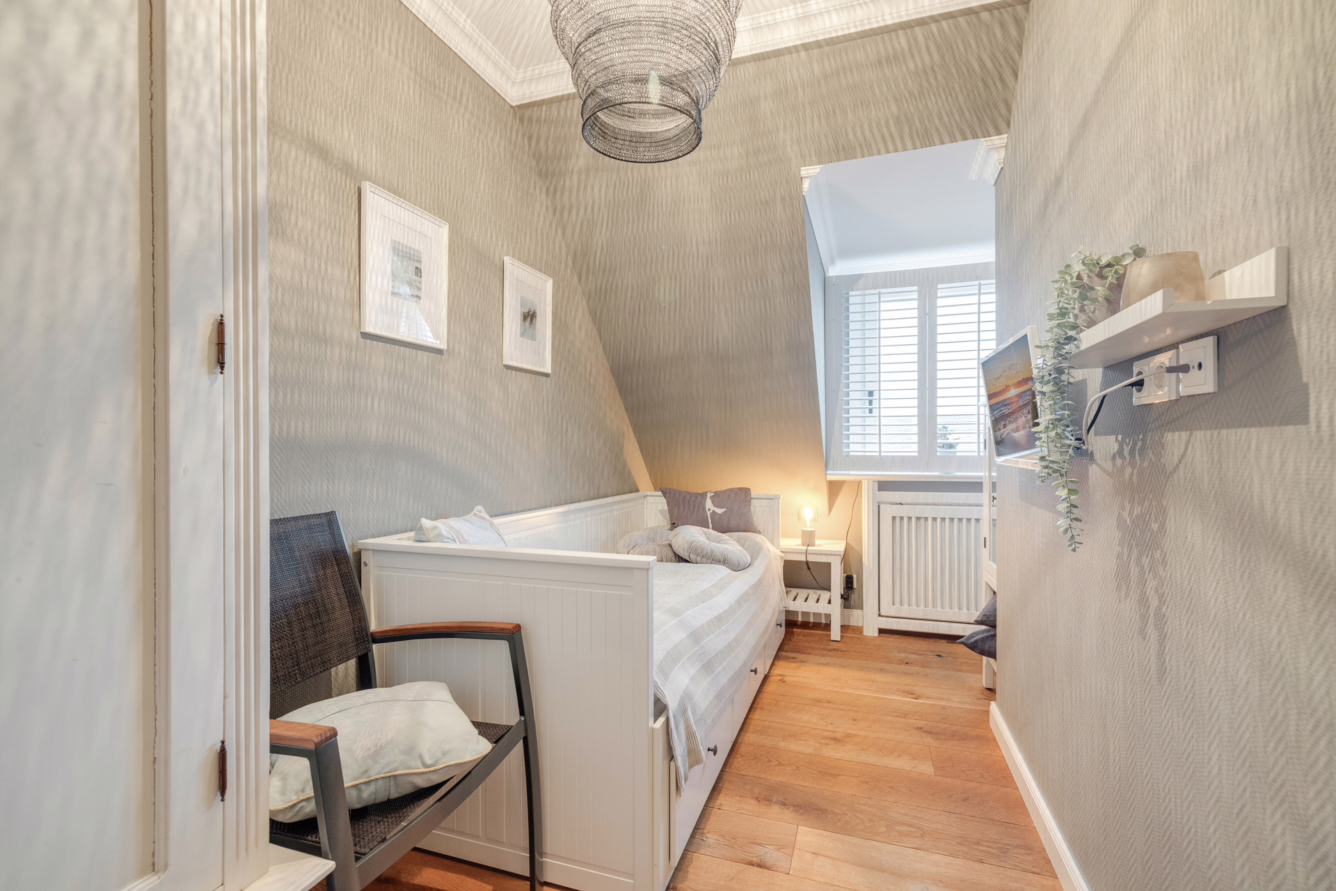 Bild - Stilvolle Dachgeschoss Wohnung mit Balkon