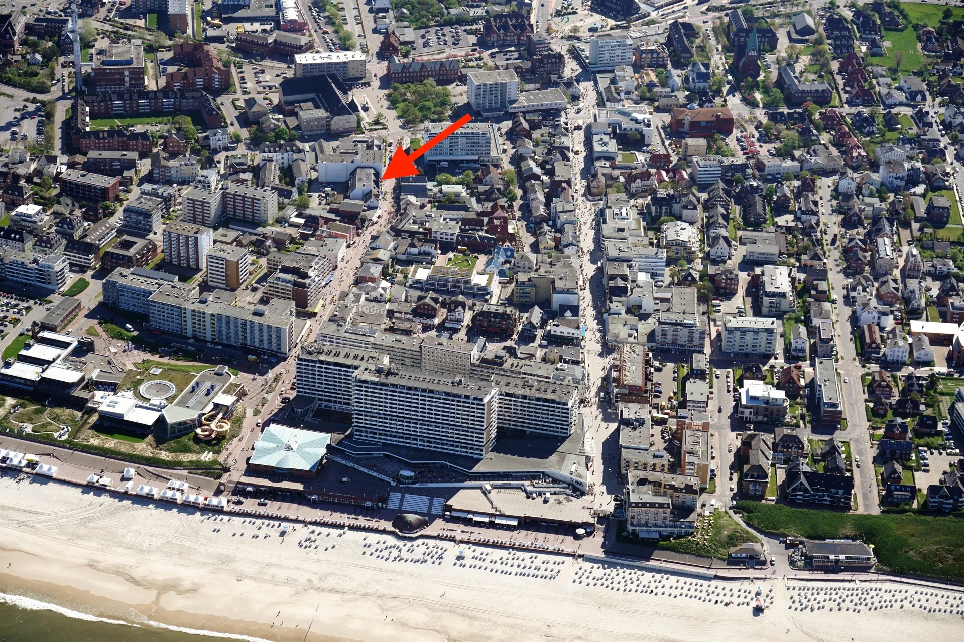 Bild - Stilvolle Dachgeschoss Wohnung mit Balkon