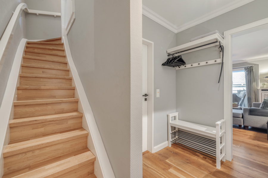 Bild - Stilvolle Dachgeschoss Wohnung mit Balkon