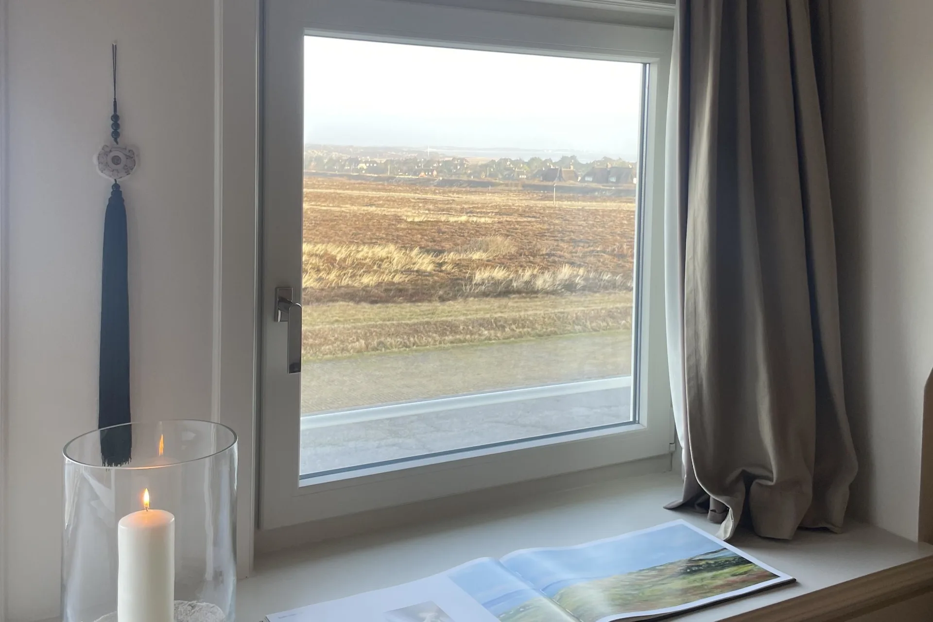 Bild - Tolles Appartement mit einmaligem Meer-und Heideblick in bester Lage von Kampen