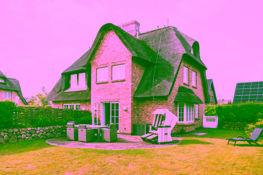 Bild - Exklusive Doppelhaushälfte im Herzen von Wenningstedt