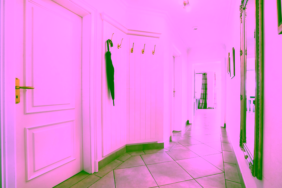 Bild - Zwei Zimmer Wohnung im Herzen von Westerland mit Fahrstuhl, Tiefgarage und Wellnessbereich