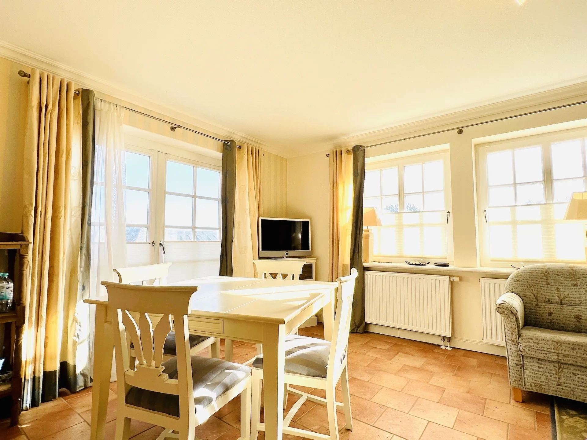Bild - Erdgeschosswohnung auf einer Düne mit Blick über das Wattenmeer